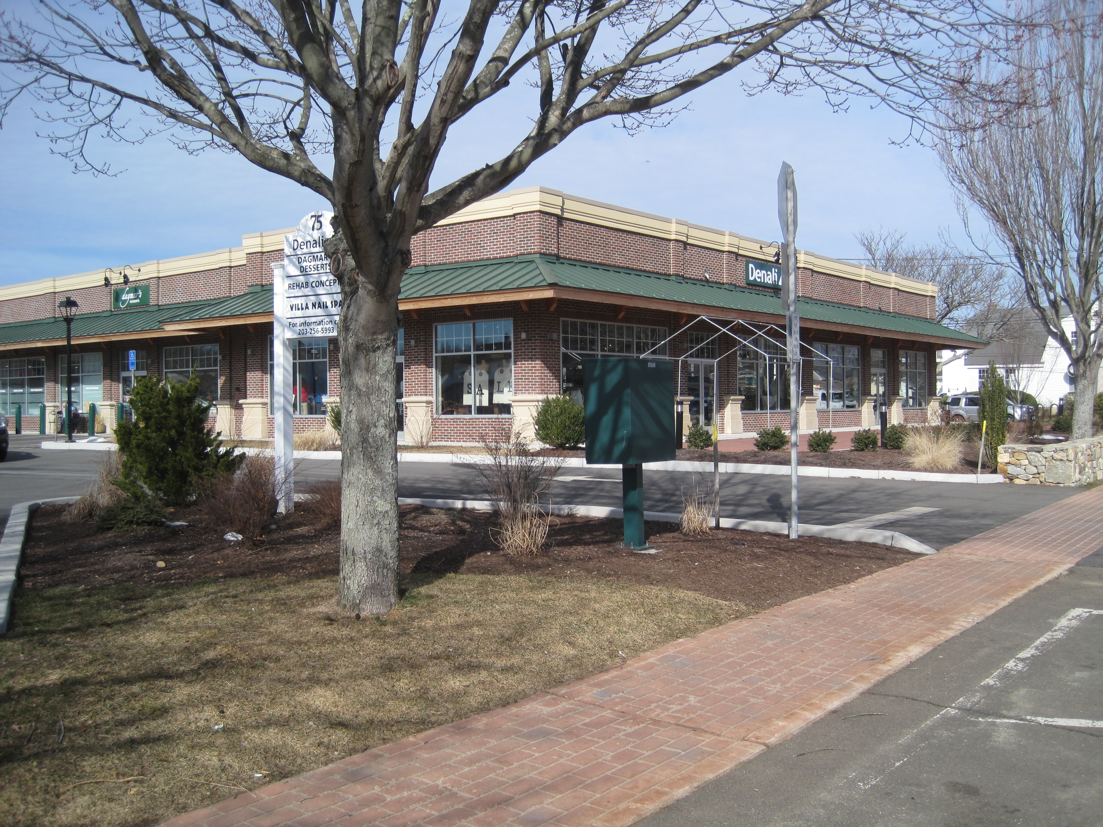 Old Saybrook, CT 75 Main Street New England Retail Properties