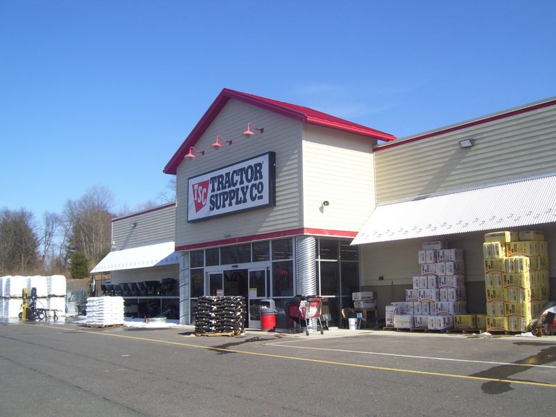Tractor Supply Coming To Stafford New England Retail Properties