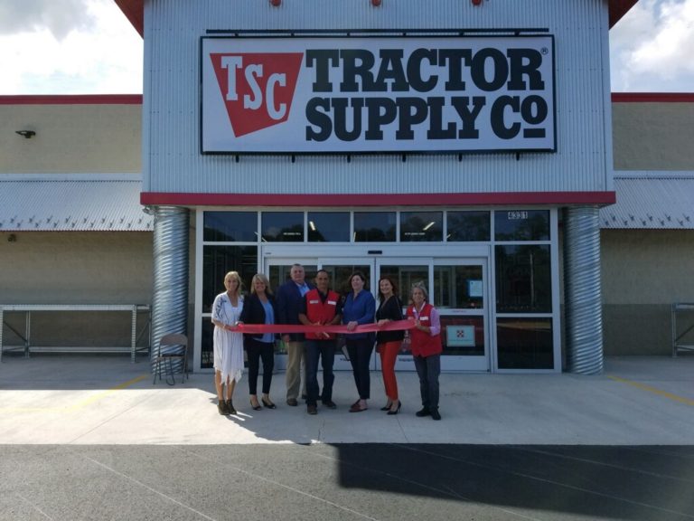 New Tractor Supply Company Location Opens In Calverton New England