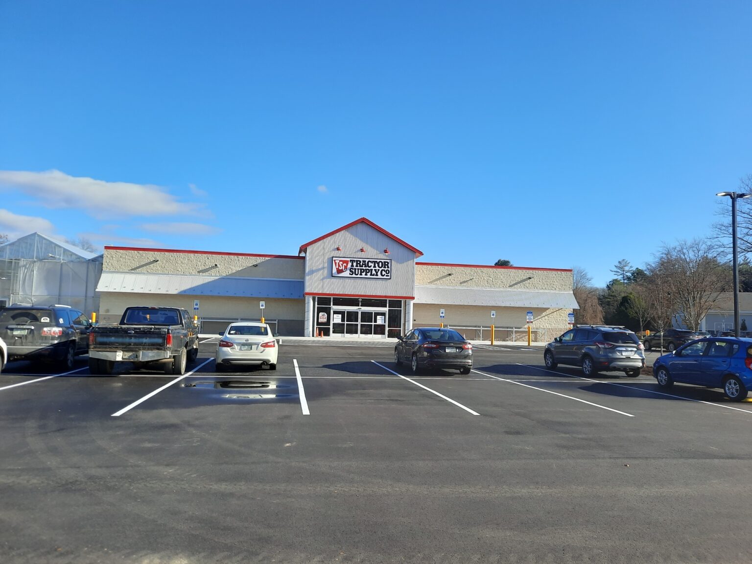 Two Tractor Supply Locations Open in Vermont, New Hampshire New